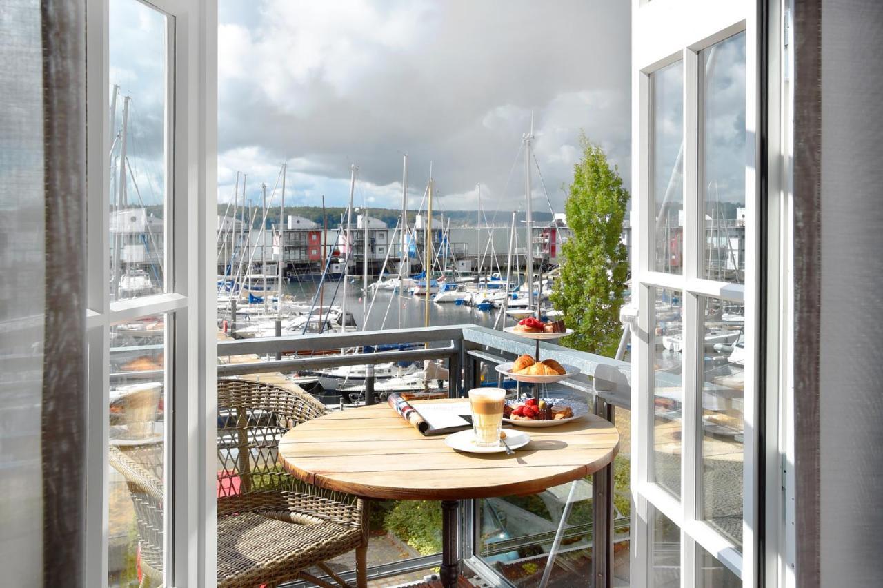 Das James เฟลนส์บวร์ก ภายนอก รูปภาพ View of the marina from the hotel