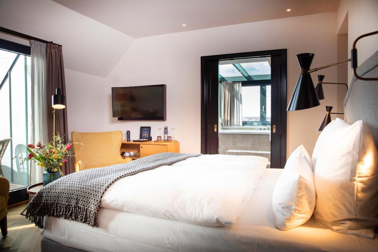 Das James เฟลนส์บวร์ก ภายนอก รูปภาพ A room at the Hotel