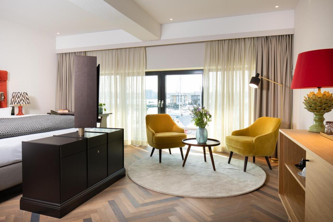 Das James เฟลนส์บวร์ก ภายนอก รูปภาพ A room at the hotel