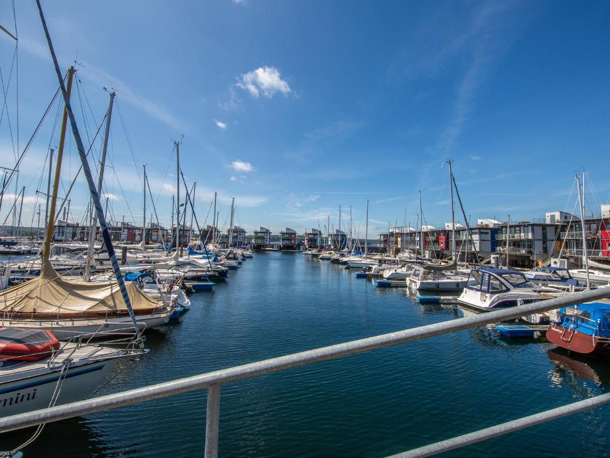 Das James เฟลนส์บวร์ก ภายนอก รูปภาพ The marina at Ocean Village